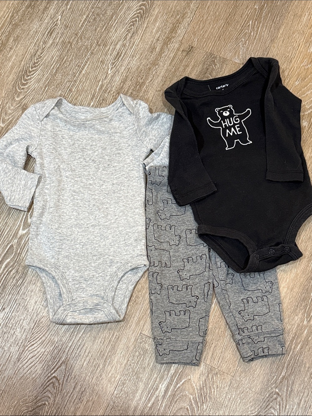 Carters Baby Boy Long Sleeve Hug Me Bear Onesie Pants Bodysuit Outfit Lot 3M - Picture 1 of 16